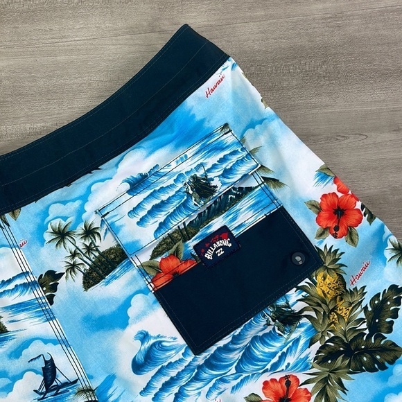 BILLABONG-SUNDAYS AIRL BOARD SHORTS - Picture 8 of 9